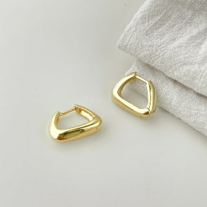 Mini Chunky Trapezoid Hoops